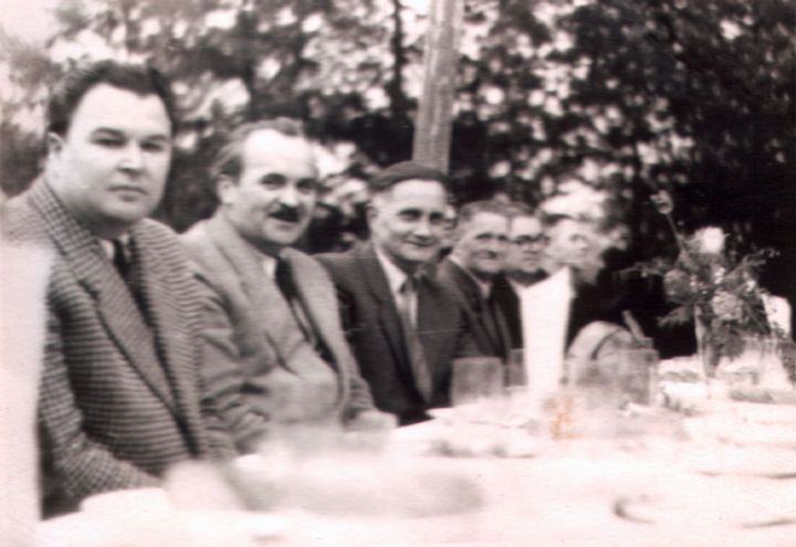 1049.jpg