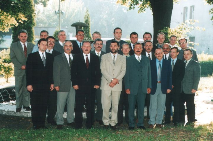 995.jpg
